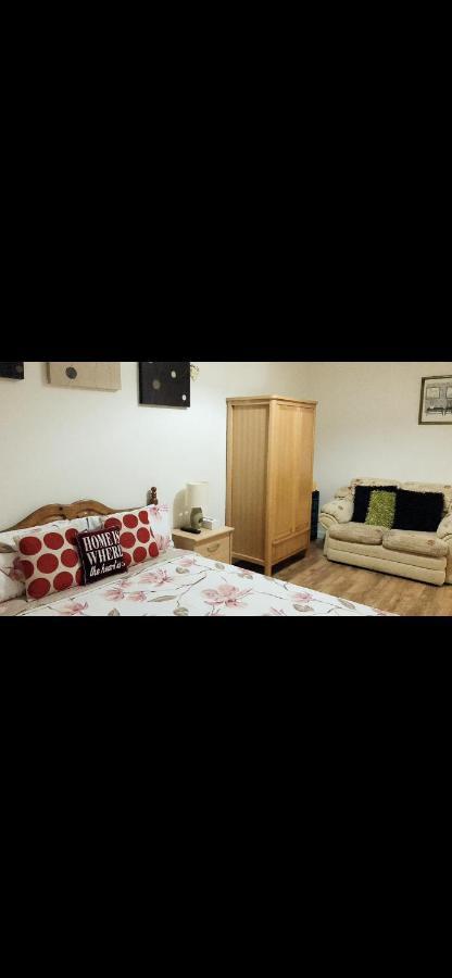 Heart Of Aberdeen City Centre 3 Bedrooms Apartment Exterior photo